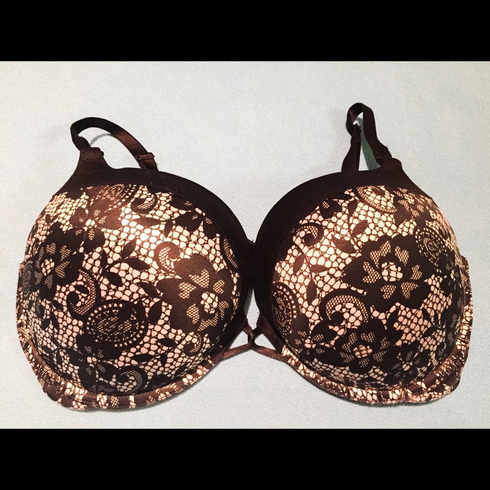 NEW ** Victoria Secret Bra